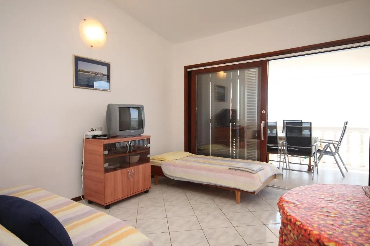 Apartment Zdrelac 8406A